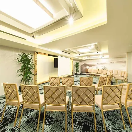 Hotel Fusion, A C-Two Hotel 